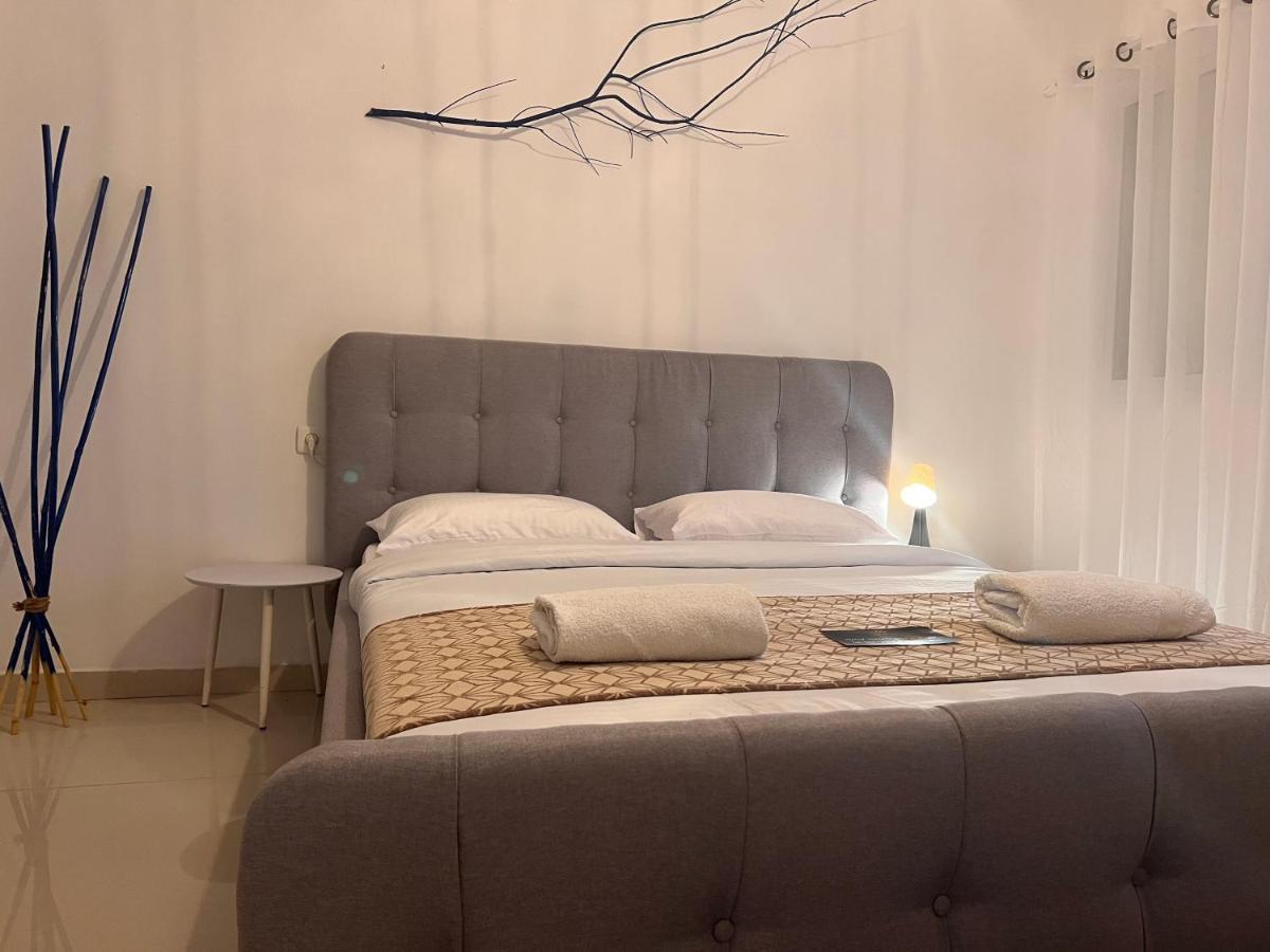 Ferienwohnung Kingdom Of The Dead Sea Crown Group Collection Neve Zohar Exterior foto